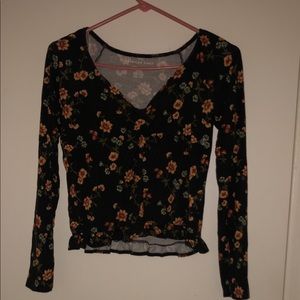 AE Soft & Sexy Cinch Front Long Sleeve T-Shirt